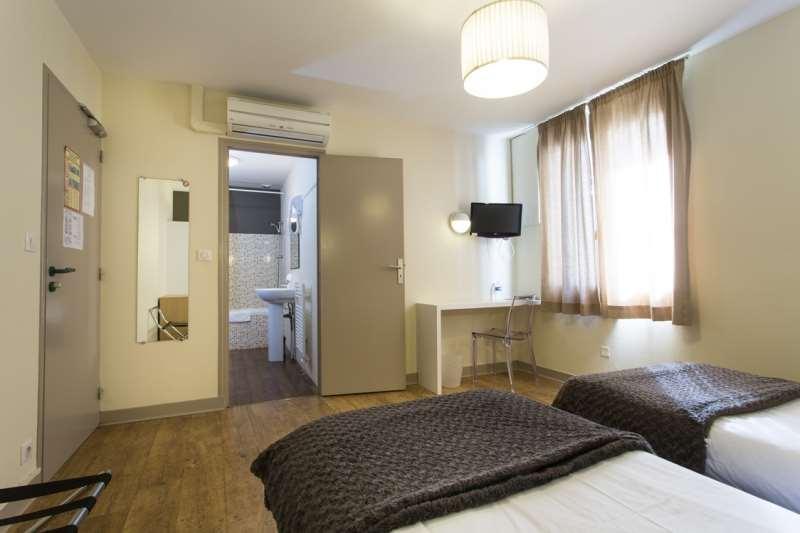 Brit Hotel Du Parc Niort Centre-Parking Gratuit Pokój zdjęcie