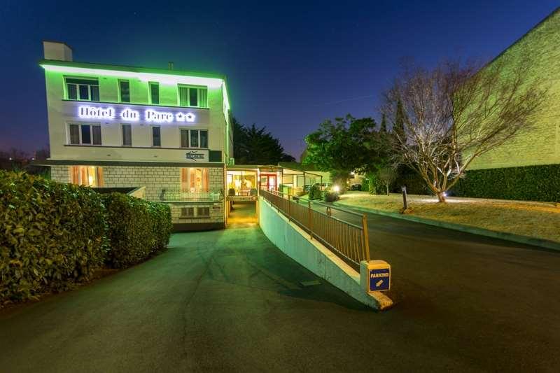 Brit Hotel Du Parc Niort Centre-Parking Gratuit Zewnętrze zdjęcie
