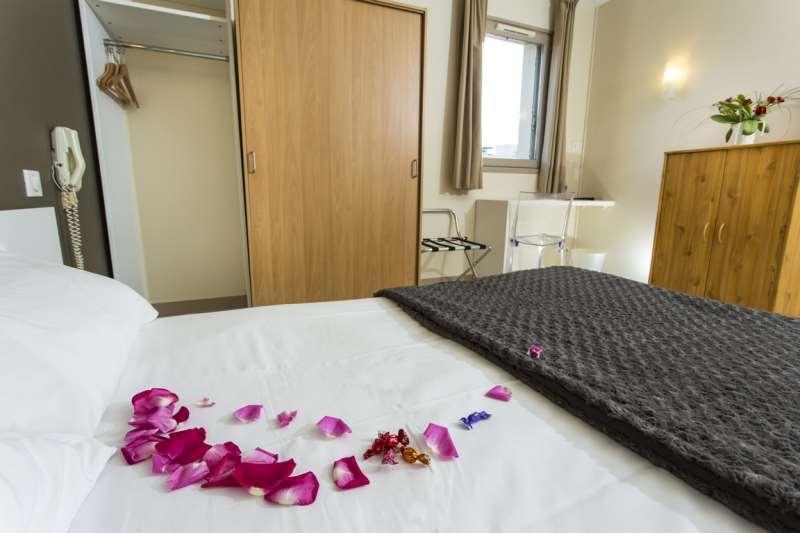 Brit Hotel Du Parc Niort Centre-Parking Gratuit Pokój zdjęcie
