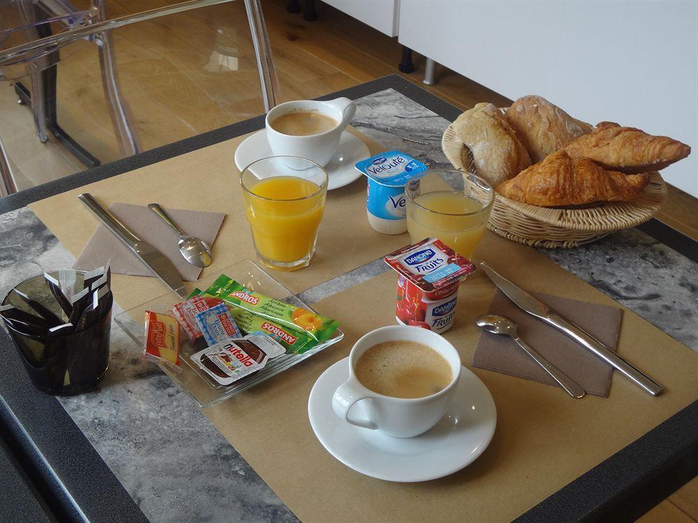Brit Hotel Du Parc Niort Centre-Parking Gratuit Zewnętrze zdjęcie