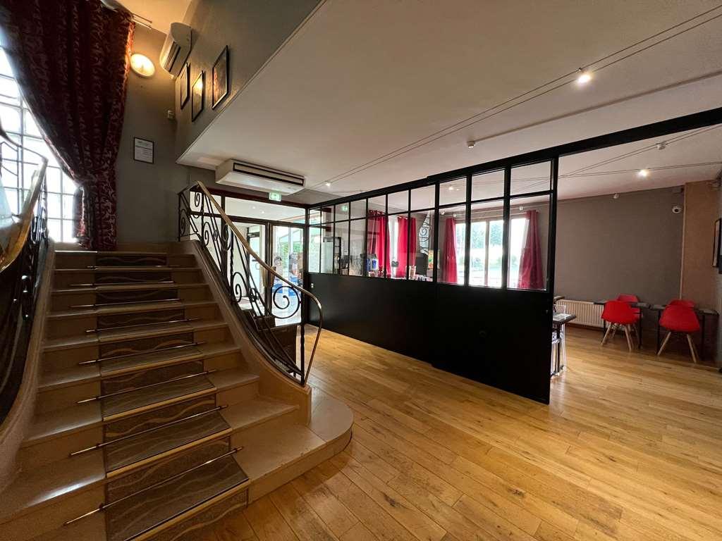 Brit Hotel Du Parc Niort Centre-Parking Gratuit Wnętrze zdjęcie